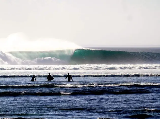 best time for a g land surf trip from bali